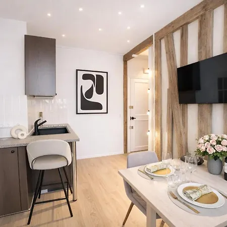 Saint Germain Des Pres - Deluxe For Couples